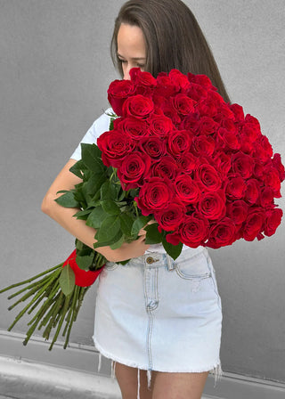 NO. 28. Super Long Stems Red Roses