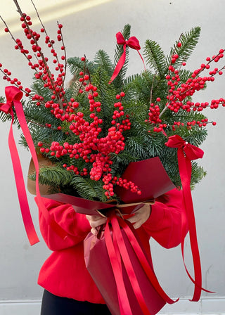 NO. 120. Bouquet with Christmas Tree and Ilex